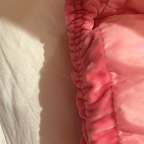 Moncler velvet down bomber pink jacket - Picture 11 of 14